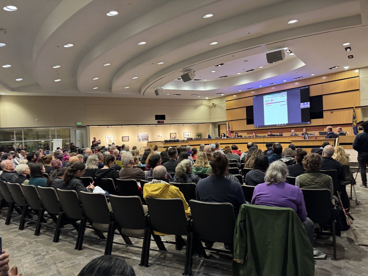 Thank you to the <a href="/CityofHillsboro/">City of Hillsboro OR</a> City Council for hearing hours of public comment tonight sharing the negative impacts of ICE activity on our residents who are living in constant fear and anxiety. Standing room only - community supporting community.