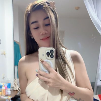 bathropm's tweet photo. #NewProfilePic https://t.co/6w79dz8qm3