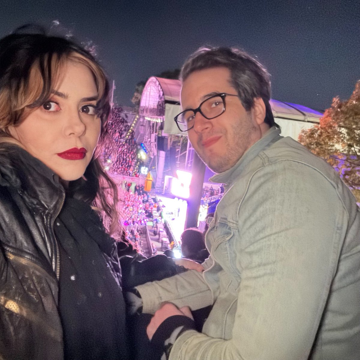 AzarSwan's tweet image. I’m so happy right now. I’m crying.