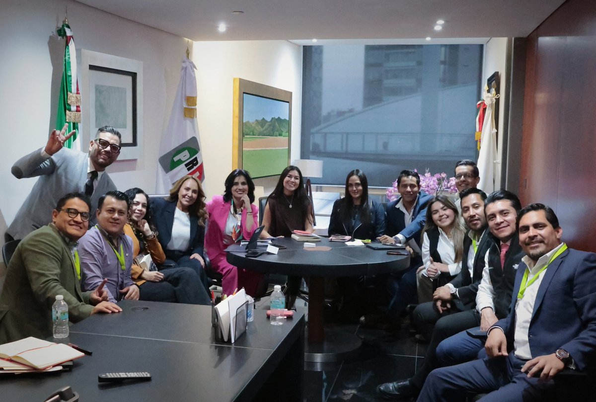 CristinaRuiz_S's tweet photo. Seguimos trabajando con todo el equipo de #Los500, un espacio de preparación y formación política para las y los jóvenes del #PRI. 

Con este Laboratorio Político fortalecemos la estrategia, la comunicación y la unidad de nuestro partido. 🇲🇽💯

#Evolucionamos #Revolucionamos https://t.co/v8X5QelbHx