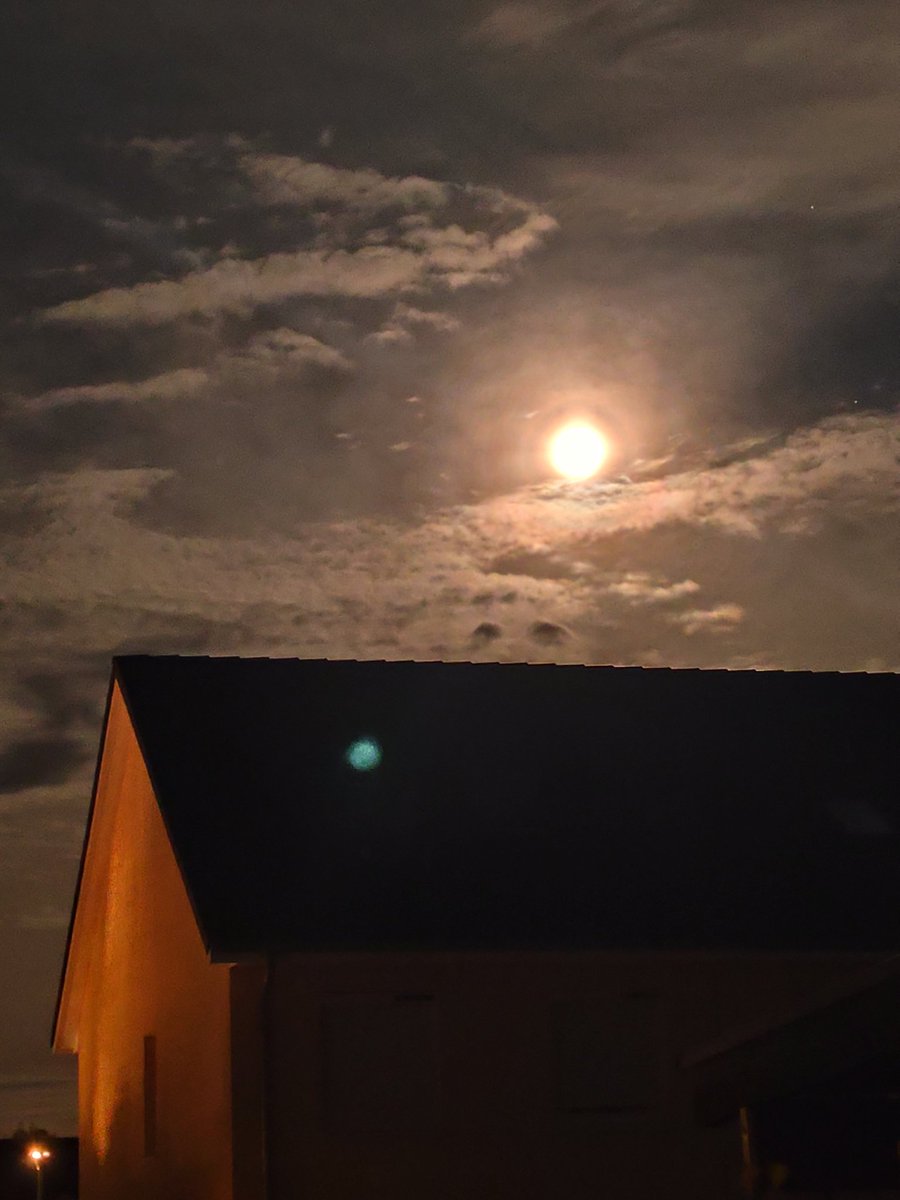 Deshalb konnte ich also nicht schlau 🥱🙄Aber trotzdem schön. 😊