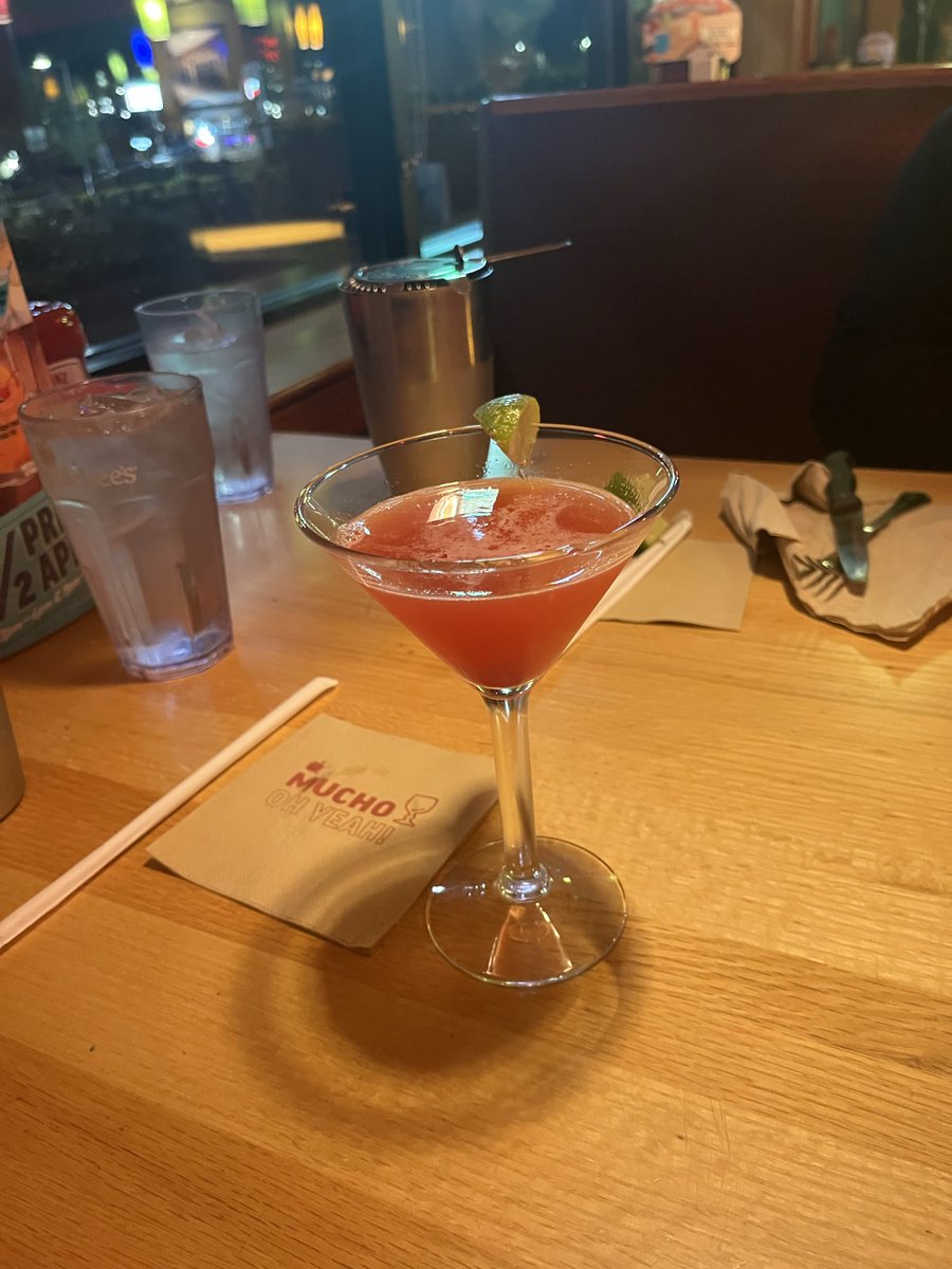 HOOD BAR /胡吧(@hoodbar1) · Kaohsiung, image size:900x1200