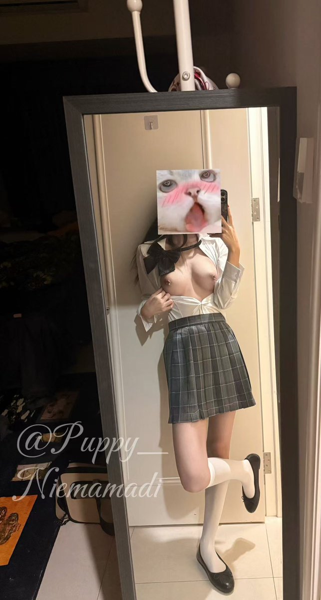 福利姬小海带分享的黄推图片2 - 网红私拍内容