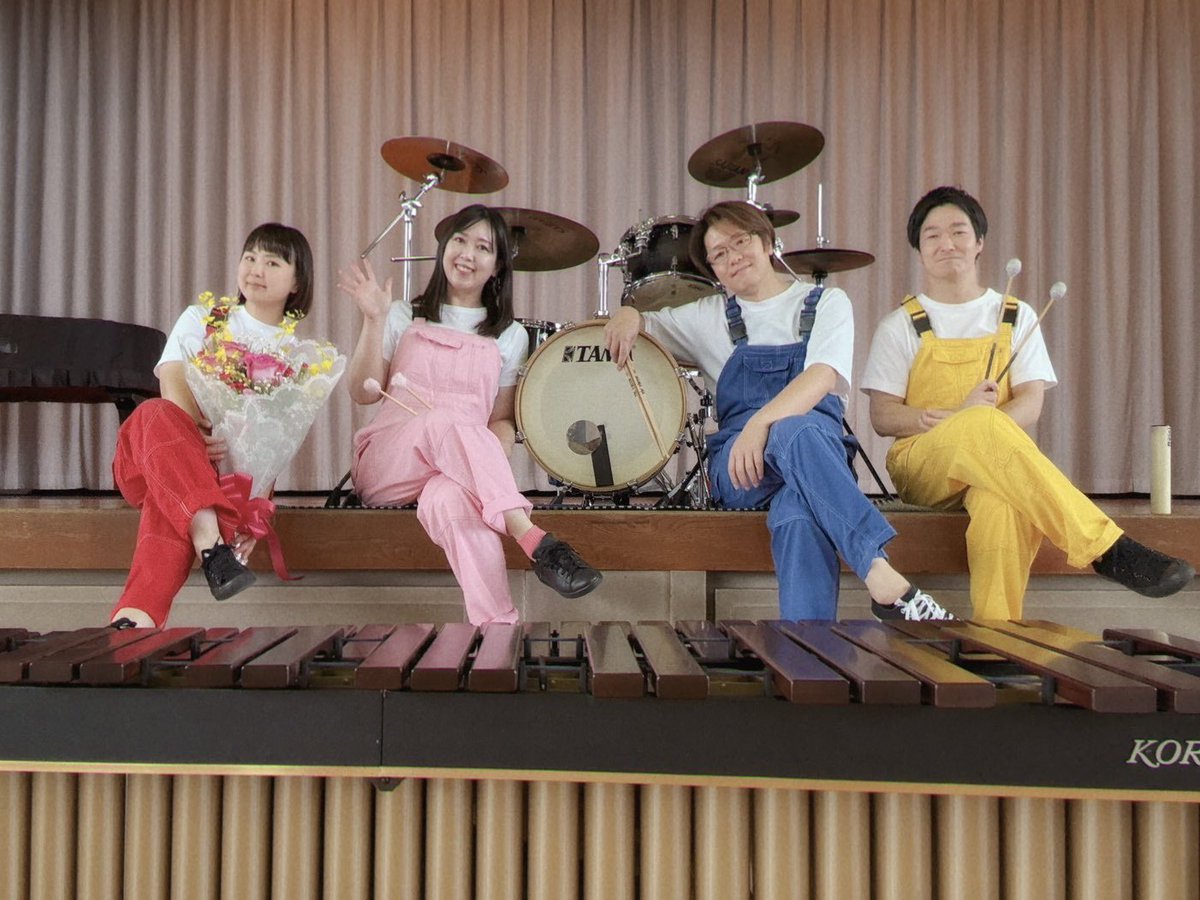 rythmission_5's tweet photo. 本日、埼玉県嵐山町の小学校にて芸術鑑賞会でした🌈子ども達のピュアな表情や反応がとにかく可愛かったです🥰
子ども達も先生方も、たくさん沢山の拍手やご声援、本当にありがとうございました😆✨ご担当者様のU様をはじめ、関係者の皆様、朝早くから本当にありがとうございました❤️💛🩷💙 https://t.co/E3sCYs54XF