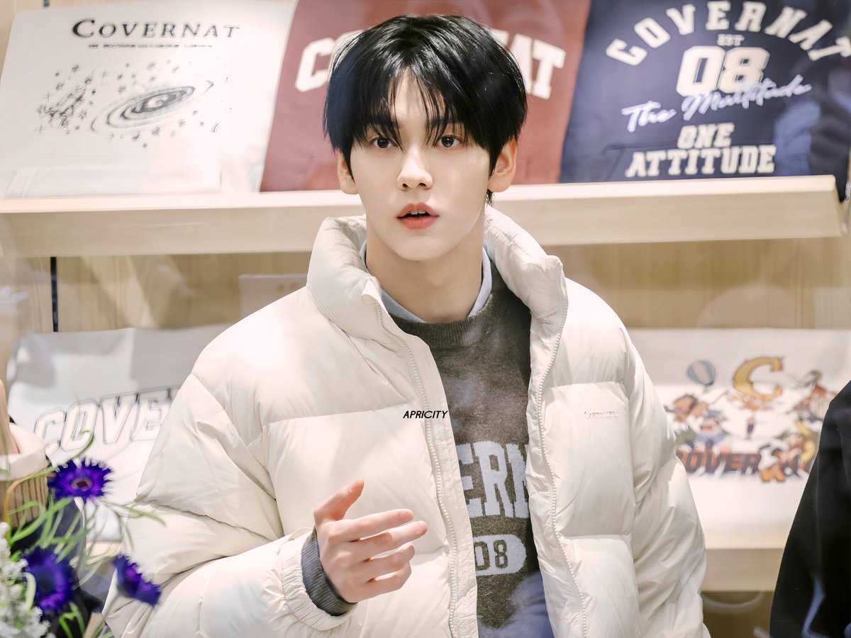 𝘼𝙥𝙧𝙞𝙘𝙞𝙩𝙮• tweet media