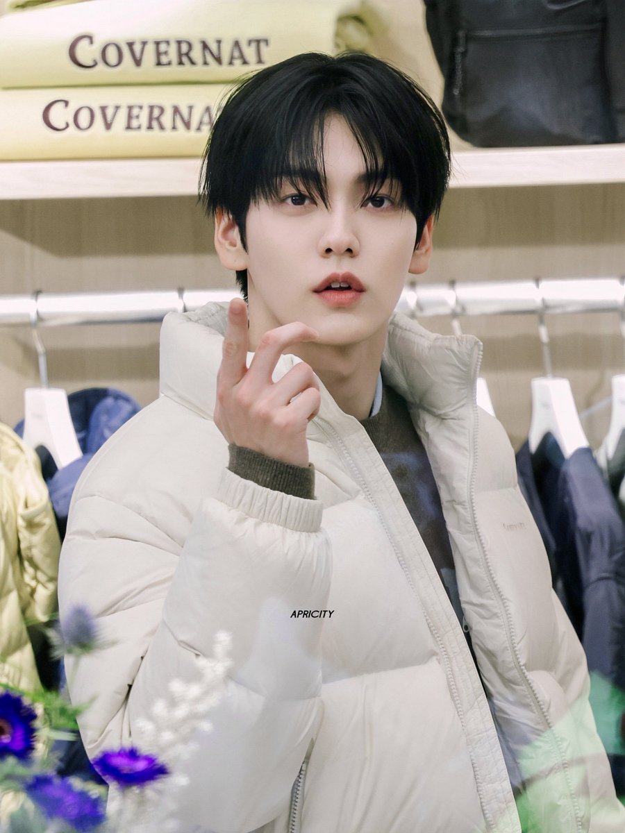 𝘼𝙥𝙧𝙞𝙘𝙞𝙩𝙮• tweet media
