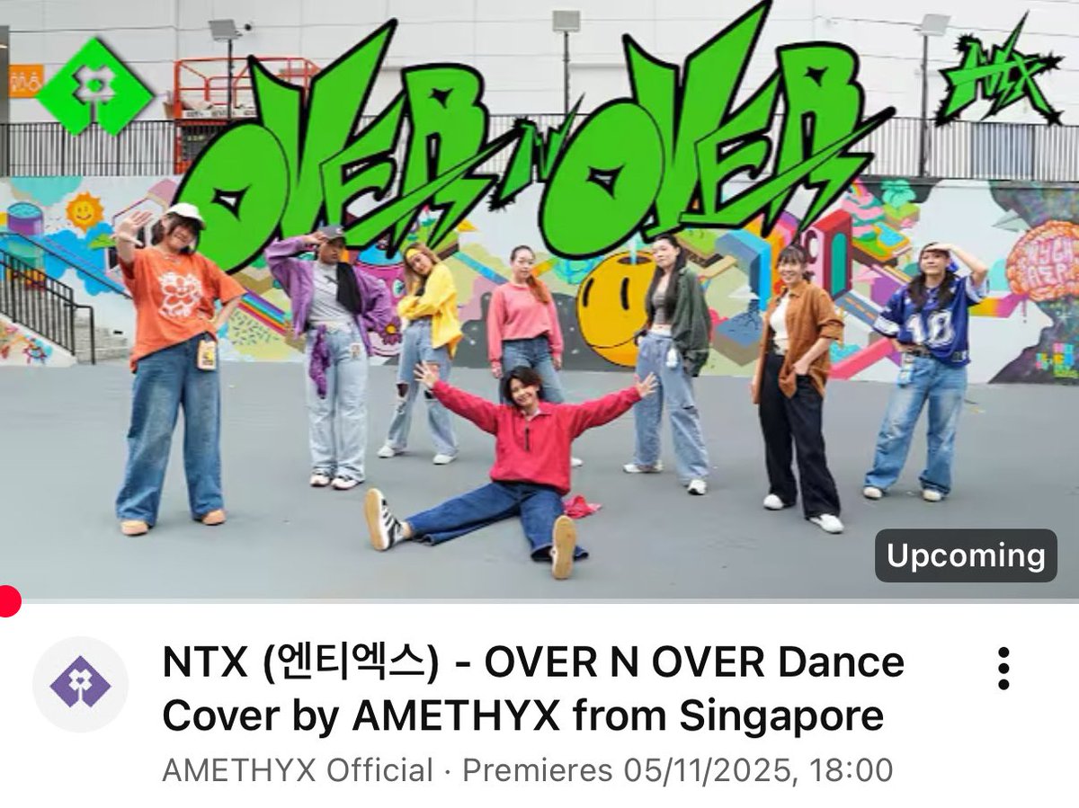 hehehe OVER N OVER cover will be out @ 6pm!!!! Guess who am I covering😝