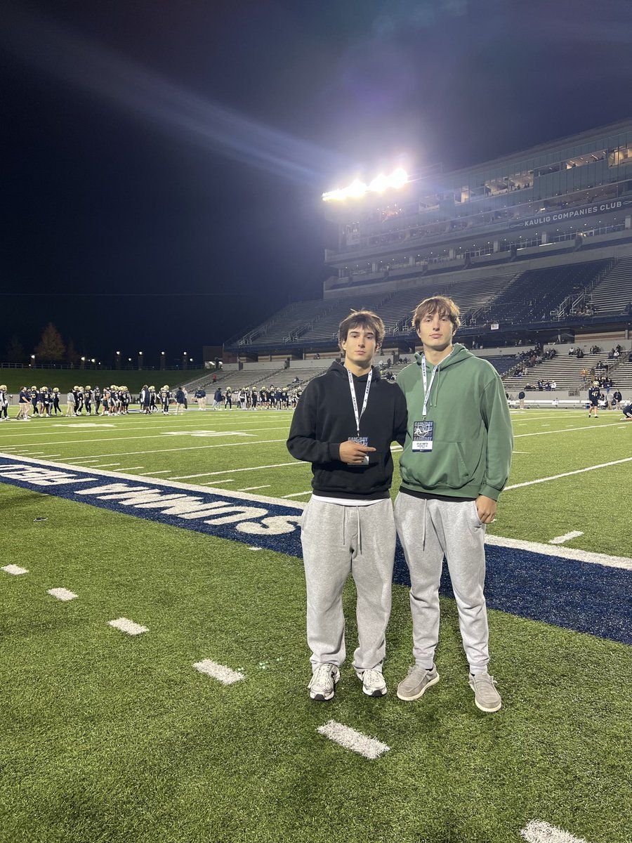 ColinHunter5fb's tweet photo. Great visit in Akron! Wonderful staff, atmosphere &amp; system! Thank you &amp; Go Zips! @ATGoodrich @BallCoachJoeMo @ZipsFB @adamgorney @GregBiggins @ChadSimmons_ @BrandonHuffman @CoachTMcCormick @Caleb_Duckett  @GEMCLASS_ #classof2028 https://t.co/0i9ykrxXvQ
