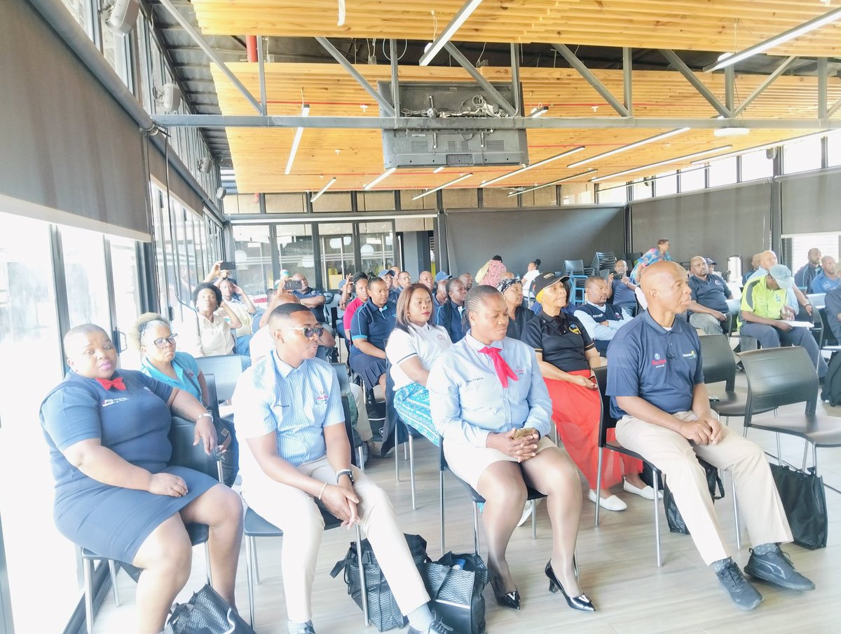 ReaVayaBus's tweet photo. Public Transport Operators are being trained on Blind SA slighted skill. This workshop aims to teach the skill of guiding a person with visual impairment in various situations @CityofJoburgZA @CoJTransport #JoburgServices #OTM2025 #JoburgTransport #UniversalAccess .^BM https://t.co/cIH4HTGlZ9