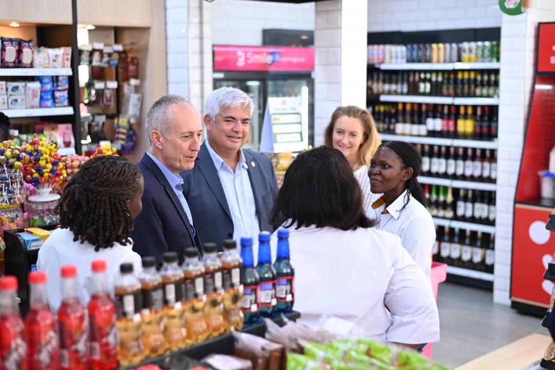 TherealUGman's tweet image. No more hopping from place to place.  
At RUBiS, you can fuel, service your car, refill gas, and shop at Enjoy all under one roof.  
It’s convenience, the RUBiS way.  
#RUBiSUg #CloserToYou