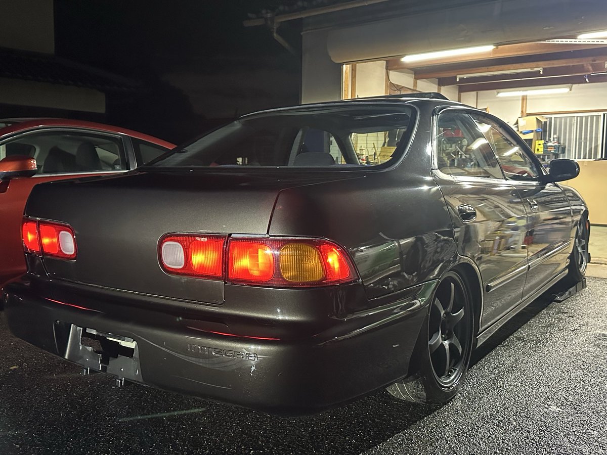 ３２１ tweet media