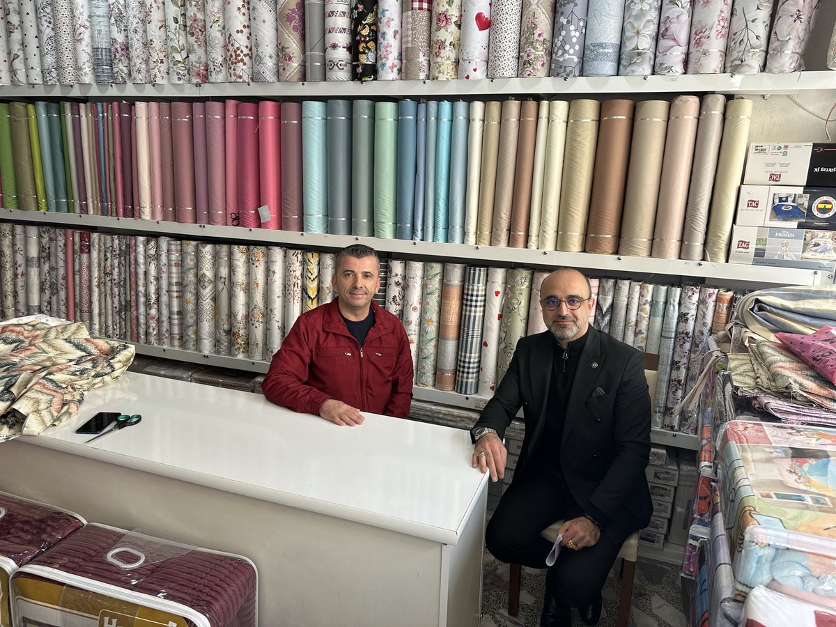 Sabah çayımız Ismail Erçoban başkanımızdan...

Tüm esnaflarımıza hayırlı bereketli işler dileriz ￼