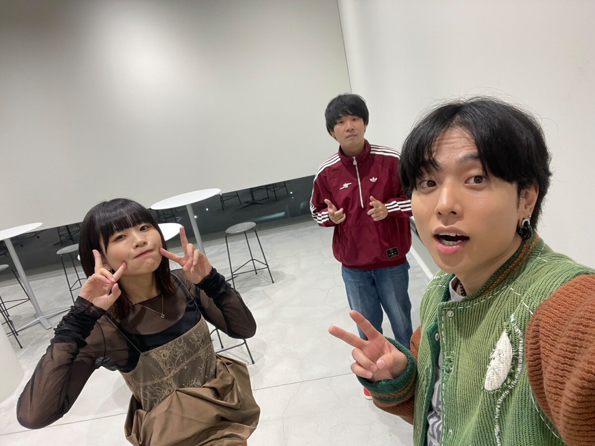 natalie_mu's tweet image. 今夜放送「バズリズム02」
Saucy Dogを直筆履歴書で深掘り
佐野晶哉&上白石萌歌は近況報告
natalie.mu/music/news/645…
スタジオライブに中島健人、デラックス×デラックスも登場
#バズリズム