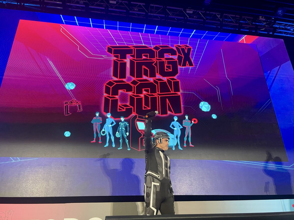 Comenzó el día raro (todo bien) pero TODO ES POSIBLE y llegué a la <a href="/tarugoconf/">TRGCON</a> #TRGx 10 de 10