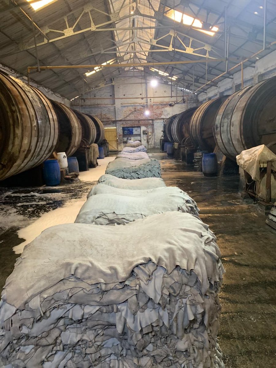 fic_arsd's tweet photo. Indian leather industry to take a hit

Revenues likely to fall 10–12% this fiscal after the US imposed steep 50% tariffs.
The US is a key export market, and despite stronger domestic demand, export volumes may shrink sharply.

#LeatherIndustry #Trade #Economy https://t.co/7fFMrpfeCI