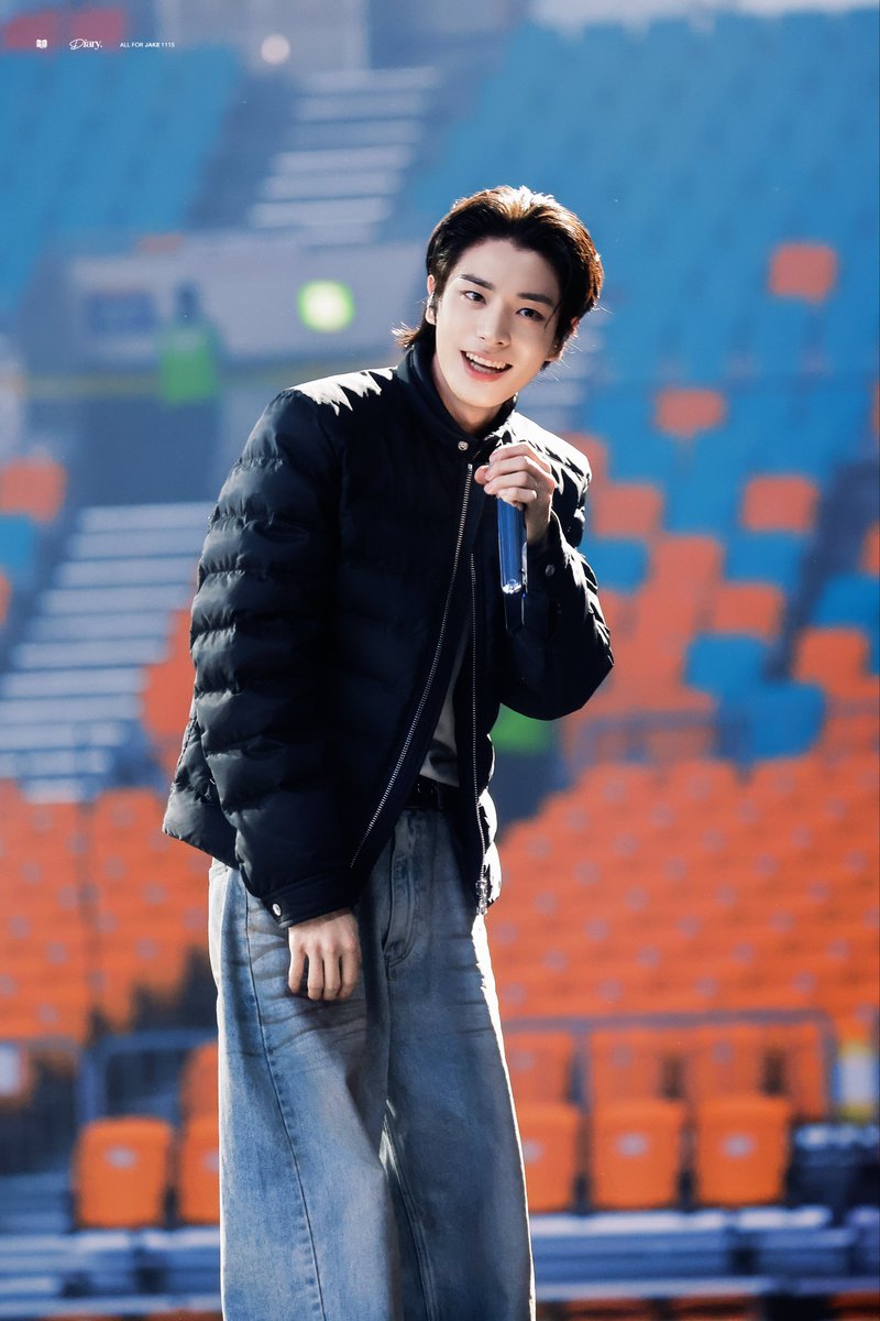 Diary_simJY1115's tweet image. 251024

#엔하이픈 #ENHYPEN 
#제이크 #JAKE #ジェイク #심재윤