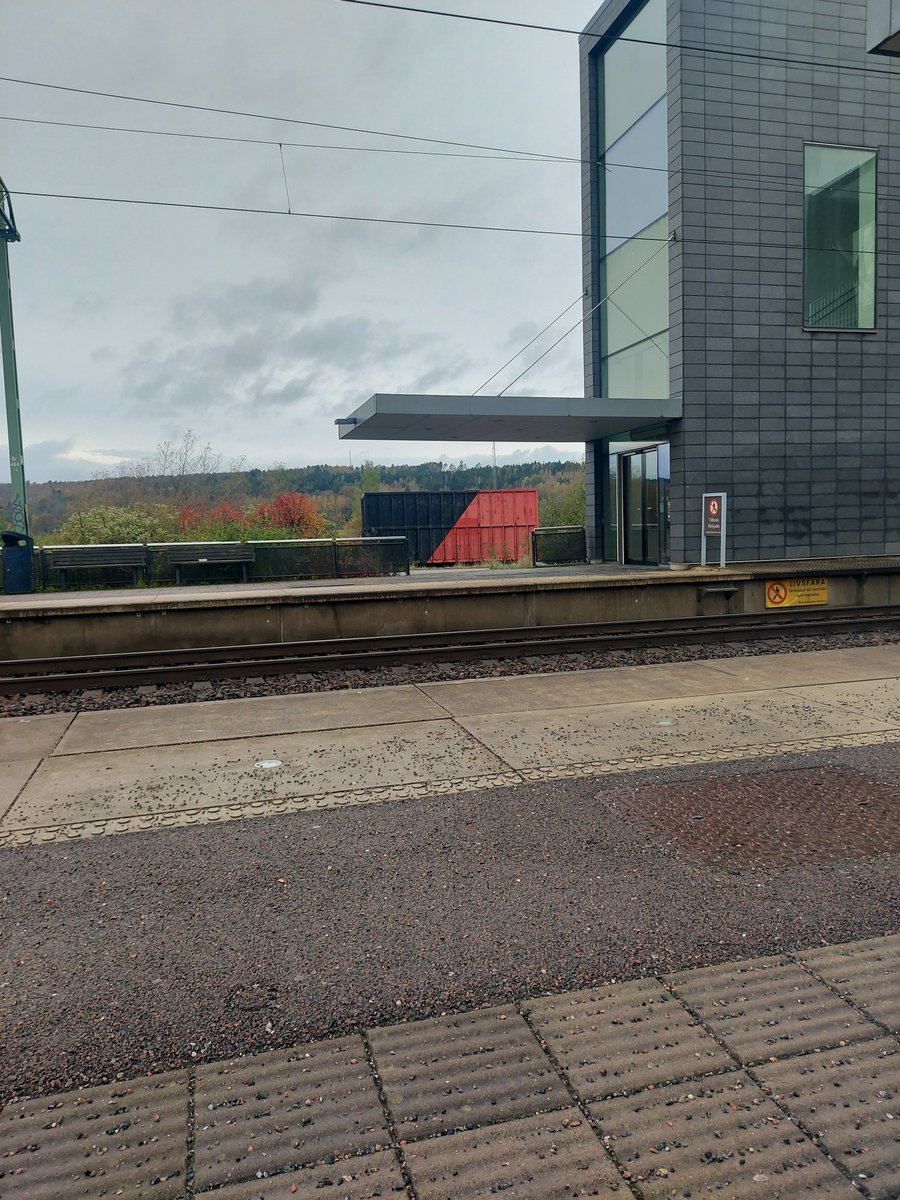 Smunkos - Den Helt Vanliga Mannen tweet media