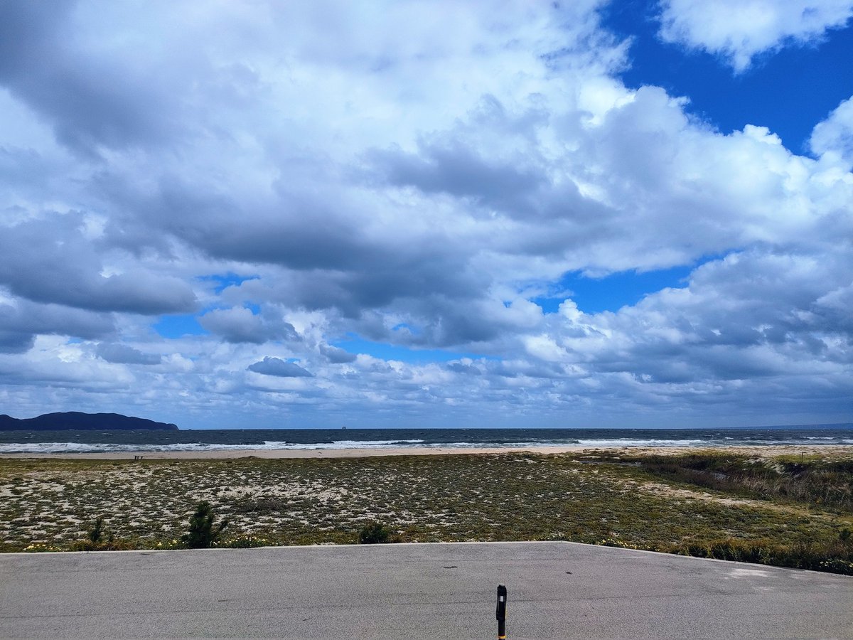 今日は天気も良くて由志園→境港→弓ヶ浜へ彼を連れお出かけに😊
近場のドライブコースでしたが人生初の推しぬいとのお出かけ楽しかったです🤭
(撮影協力:夫😂)
ましゃがライカであの写真を撮った場所はハッキリとは分からなかったけど弓ヶ浜の波の音を聴きながら想いを馳せ眺めました😌

#BROS1991