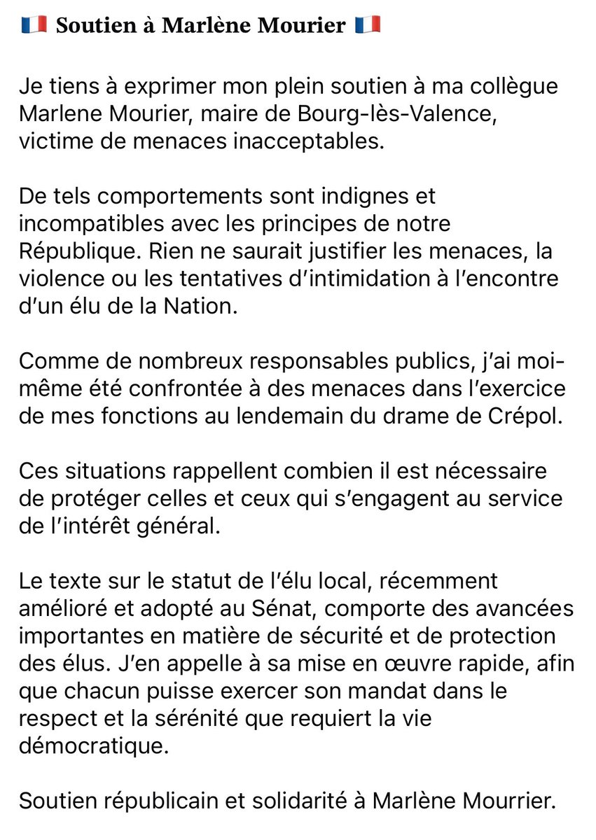 🇫🇷 𝐒𝐨𝐮𝐭𝐢𝐞𝐧 𝐚̀ 𝐌𝐚𝐫𝐥𝐞̀𝐧𝐞 𝐌𝐨𝐮𝐫𝐢𝐞𝐫 🇫🇷

Soutien à ma collègue <a href="/marlenemourier/">Marlène Mourier</a>, Maire de <a href="/bourglesvalence/">Ville de Bourg-lès-Valence</a>, victime de menaces inacceptables.
Cc: <a href="/l_amf/">AMF | Association des maires de France</a> <a href="/davidlisnard/">David Lisnard</a> <a href="/NDaragon/">Nicolas DARAGON</a> <a href="/Prefet26/">Préfète de la Drôme 🇫🇷🇪🇺</a>