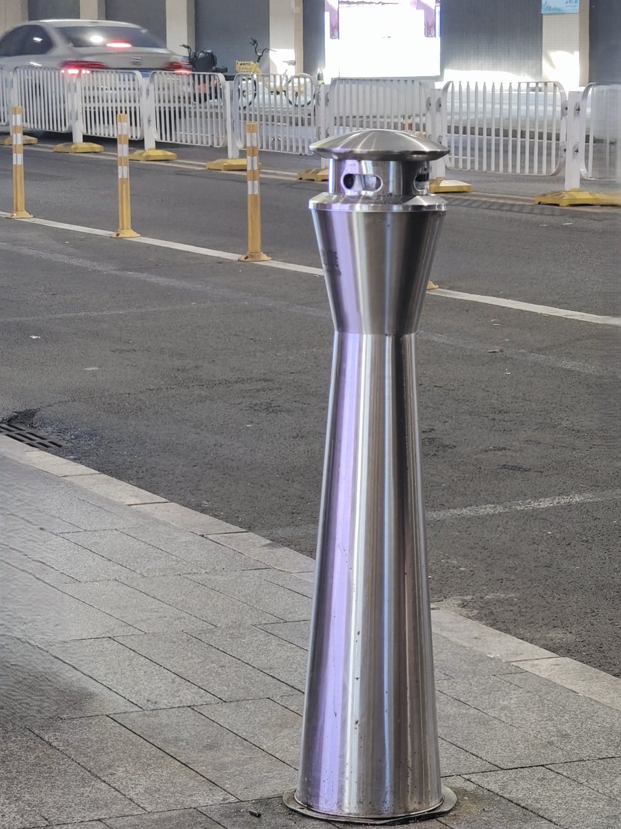 ExcelValley_EU's tweet image. 🚮 Mantén los espacios exteriores limpios con este cenicero de pie con tapa.

🛒 excelvalley.eu/es/producto/ce…

#Portacenere #fumatori #forniturealberghiere #portacenere #pattumiera #posaceneredaesterno
#Aeropuerto #Arena #Auditorio #Banco #Bar #Negocios #Parqueempresarial