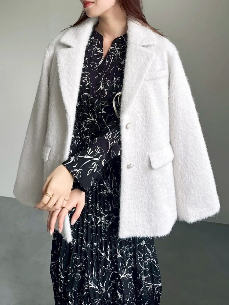 ふんわりとした触り心地のシャギージャケット♡💭 dazzlin シャギー