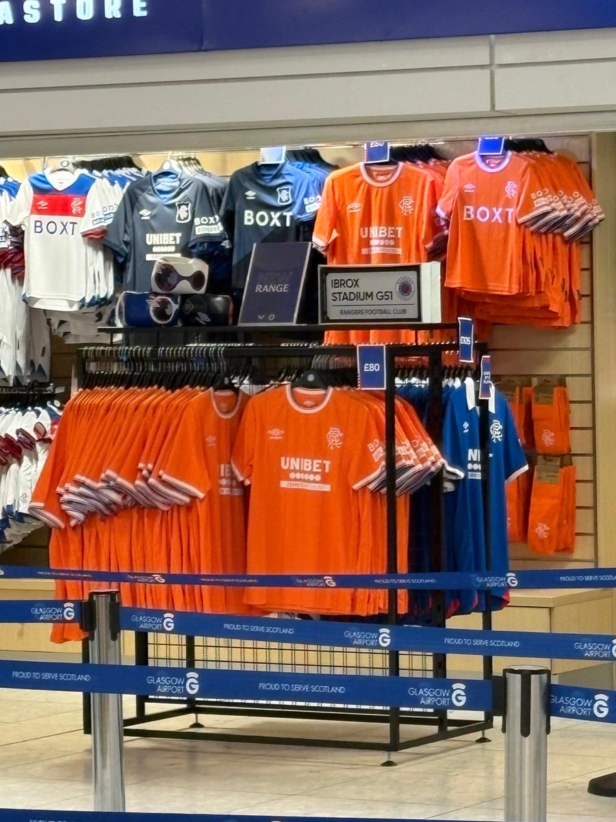 Ross Edmonds Football Shirts (@rossedmonds91) on Twitter photo Last night was woeful but let’s drop an orange kit and see how that goes down 
Read the room 🫠 Last night was woeful but let’s drop an orange kit and see how that goes down 
Read the room 🫠