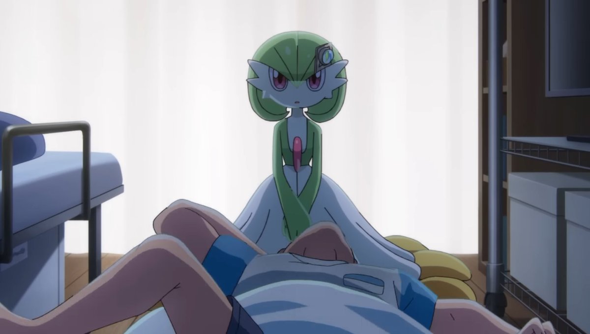 Gomimushi_Mk2's tweet image. なんかポケモン公式が子供の頃に出会ったラルトスと一緒に過ごしてサーナイトまで進化させて一緒にボールから出したまま暮らしてるpixivで死ぬほど観たシチュのショートアニメをお出ししてきたんだけどなに