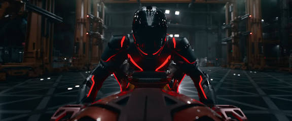 トロン：アレス
スクリーンに広がるデジタルの迫力と奔流に圧倒され飲み込まれ、そこに引けを取らない劇伴の格好良さにまた沈む　赤と黒による重く扇情的なデザインがめっちゃクールだし、"プログラムに自我がある"というシリーズの設定がAIの進化によってこれまで以上にストンと飲み込めるのも良き