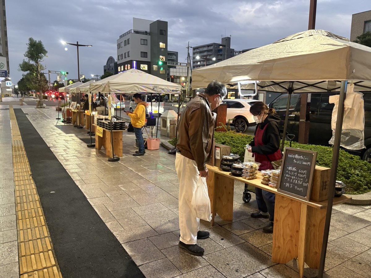 kasukabeNEXT's tweet image. #かすかべ夜市
ただ今開催中！！
20時まで😊
ご来場、お待ちしています🤗
#春日部
#ほこみち
#かすかべプラスワン