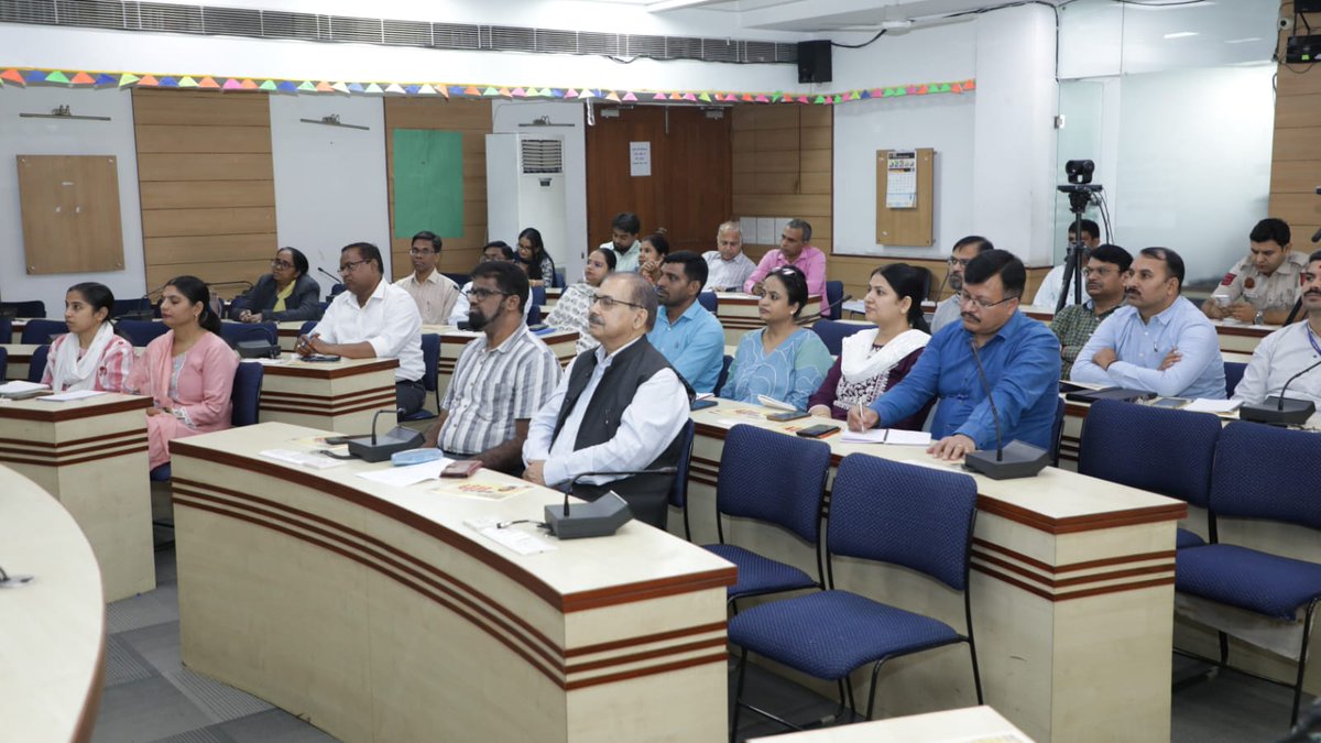 ncert's tweet image. 𝐂𝐲𝐛𝐞𝐫 𝐀𝐰𝐚𝐫𝐞𝐧𝐞𝐬𝐬 𝐏𝐫𝐨𝐠𝐫𝐚𝐦𝐦𝐞 𝐚𝐭 𝐍𝐂𝐄𝐑𝐓 𝐢𝐧 𝐂𝐨𝐥𝐥𝐚𝐛𝐨𝐫𝐚𝐭𝐢𝐨𝐧 𝐰𝐢𝐭𝐡 𝐃𝐞𝐥𝐡𝐢 𝐏𝐨𝐥𝐢𝐜𝐞
As a prelude to Vigilance Awareness Week-2025, the Vigilance and Legal Section of the NCERT organized a Cyber Awareness Programme in collaboration…