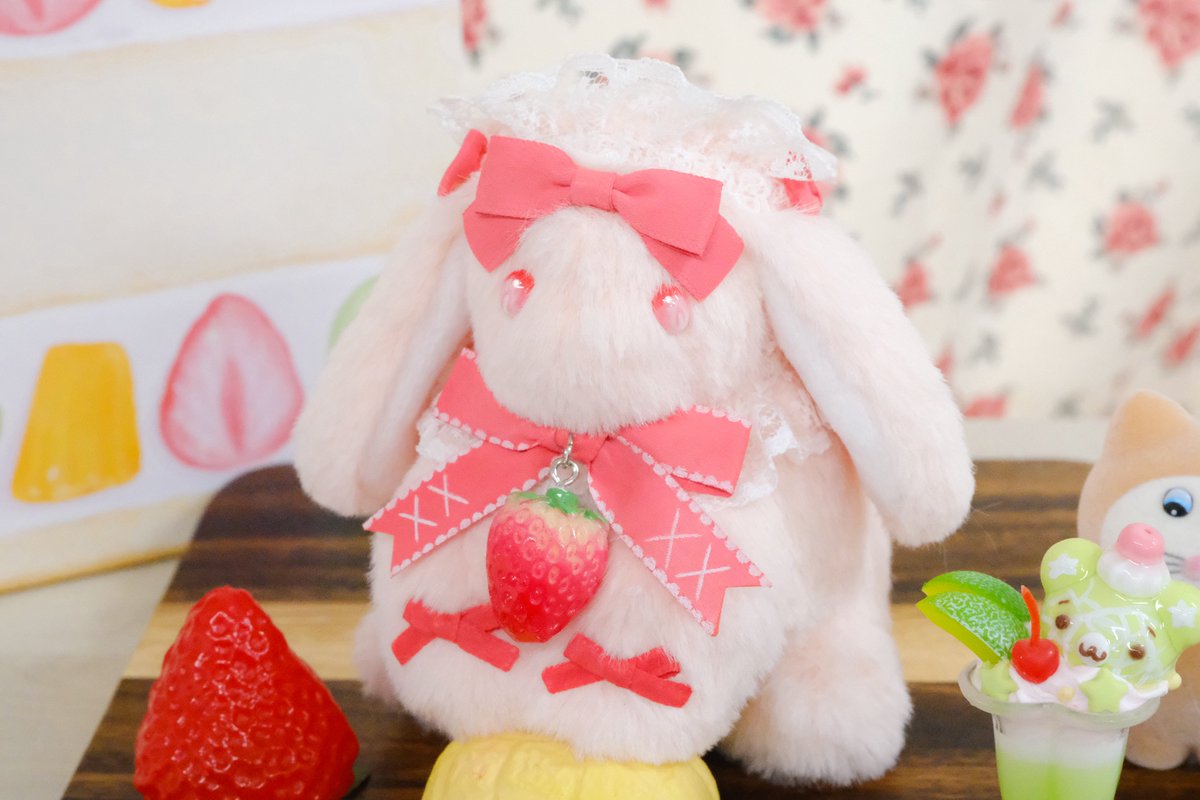 커미션 열심히 제작중이에요!

미니5깅도 제작 들어가서 얼른 받아보실 수 있게 열심히 제작하겠습니다 ☺️🤍
내일중으로 안내 연락 다 드릴게요!