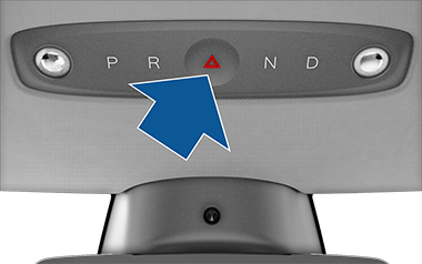 Bu aracın uygulamasında neden dörtlü flaşör düğmesi yok?
Sizce bunun bir mantığı var mı? Herşeyi yönetebildiğimiz uygulamadan neden dörtlüleri yakamıyoruz veya kapatamıyoruz?