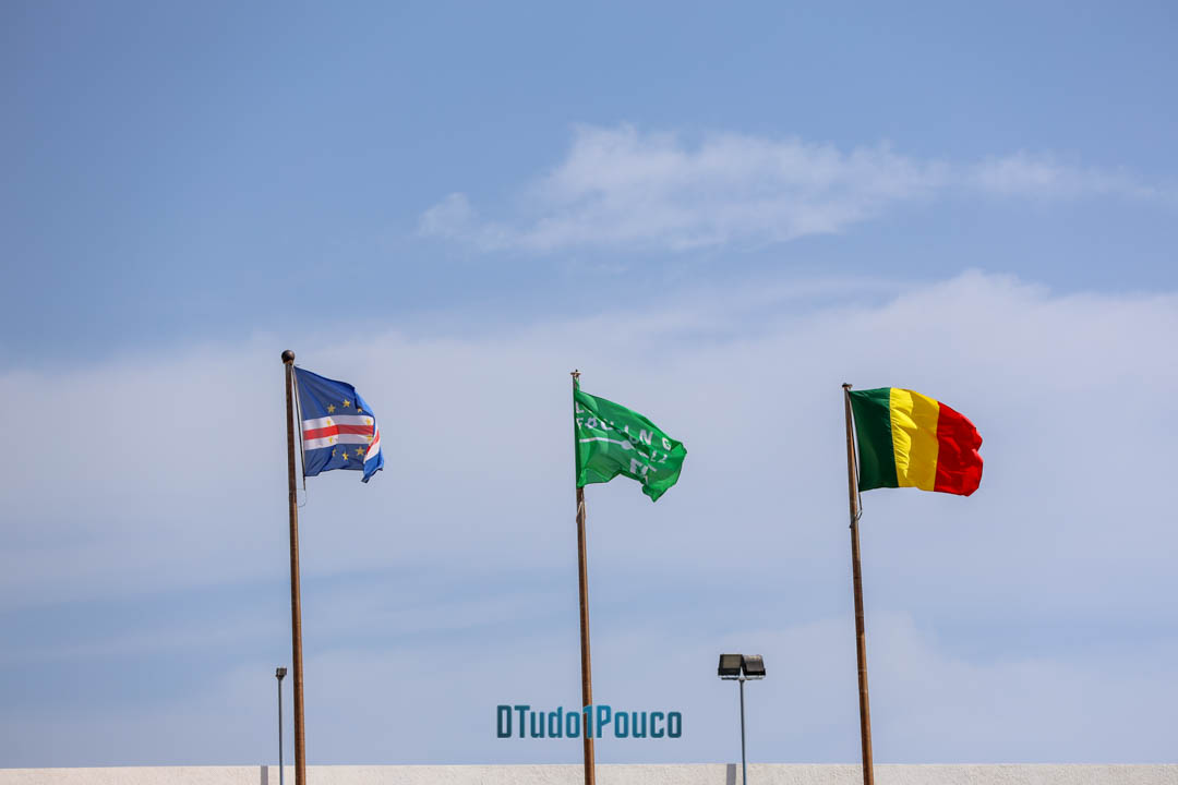 A seleção feminina enfrenta hoje, sexta-feira, o Mali, para o jogo da 1.ª mão, da segunda eliminatória, de qualificação ao CAN 2026

O jogo começa às 15h00 no Estádio Nacional

-
dtudo1pouco.cv

#TotalEnergiesWAFCON | #EmpoweringOurGame | #CaboVerde | #FutebolFeminino |