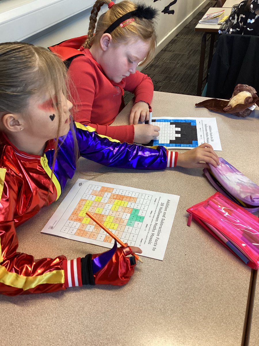 OldEarthYear3's tweet photo. Spooky maths in year 3. https://t.co/w4Pa0j2fa5