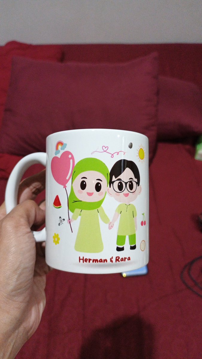 Ade kangen ya Allah maaaas. Ade pingin ngaji bareng lagi,  sholat bareng lagi, doa bareng lagi, makan bareng lagi... sakit hati ade 😭😭😭😭😭