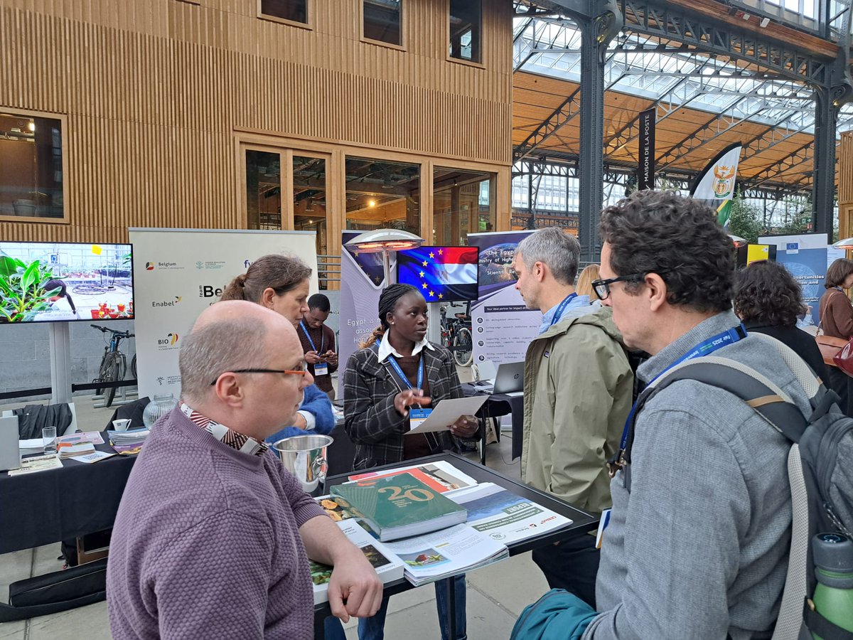 Enabel_Belgium's tweet photo. Enabel joined the #InnovationFair at Maison de la Poste💡
As part of #TeamBelgium 🇧🇪, our #InnovationHub team joined key innovation actors to show that innovation is not just a concept: it’s a catalyst for sustainable change, powered by forward-thinking solutions that are shaping tomorrow’s world 🌍✨.