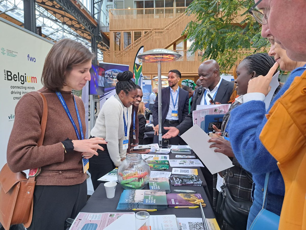 Enabel_Belgium's tweet photo. Enabel joined the #InnovationFair at Maison de la Poste💡
As part of #TeamBelgium 🇧🇪, our #InnovationHub team joined key innovation actors to show that innovation is not just a concept: it’s a catalyst for sustainable change, powered by forward-thinking solutions that are shaping tomorrow’s world 🌍✨.