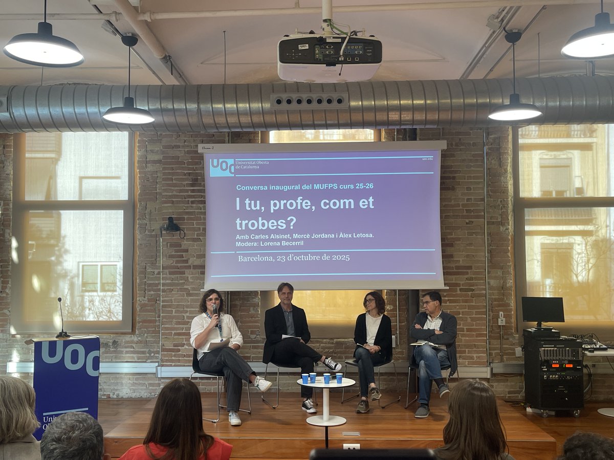 👉 La sessió va comptar amb el debat: "I tu, profe, com et trobes?"

🧐 Per posar focus en els factors sistèmics i individuals que influeixen en el benestar docent, i compartir pràctiques efectives que es desenvolupen als centres educatius.

🗣️ Una conversa amb Carles Alsinet