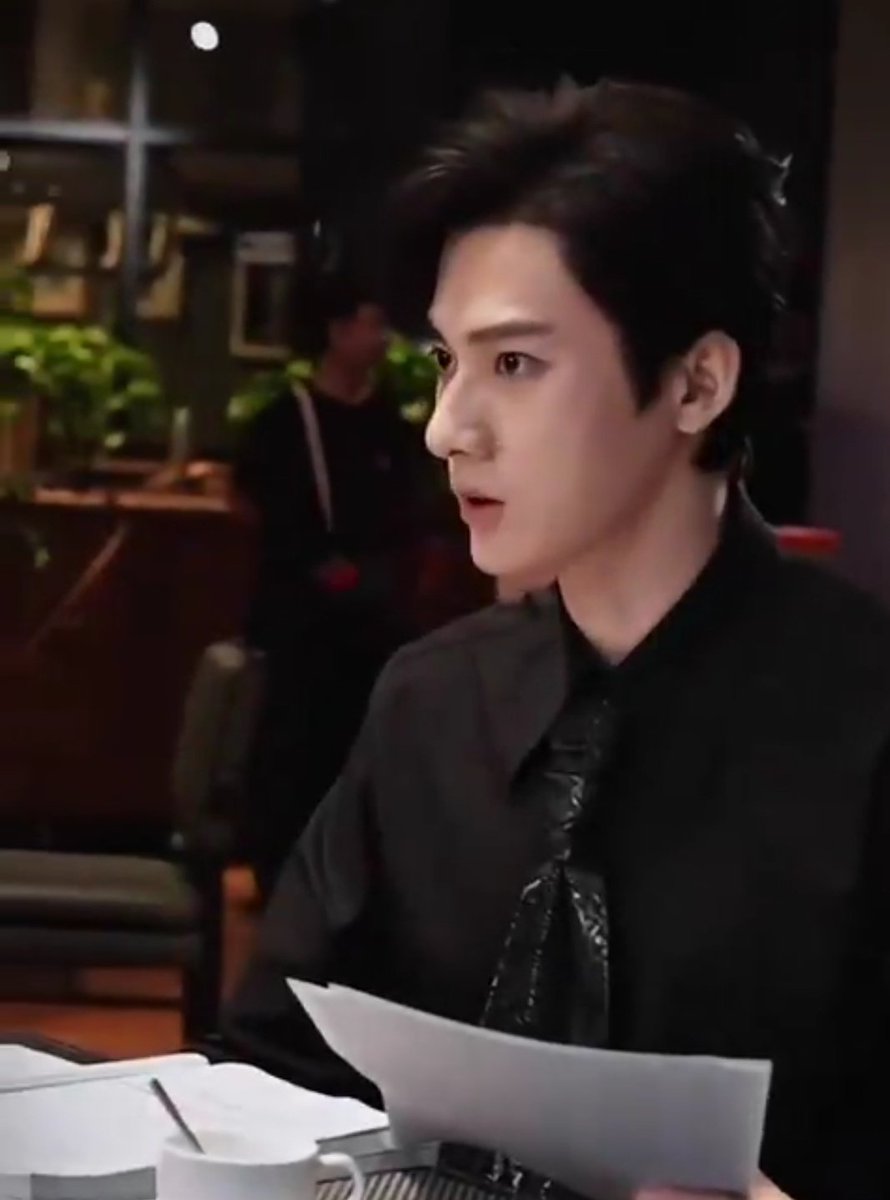 นร.ห้องกุหลาบมีกี่คน🍀💰 tweet media
