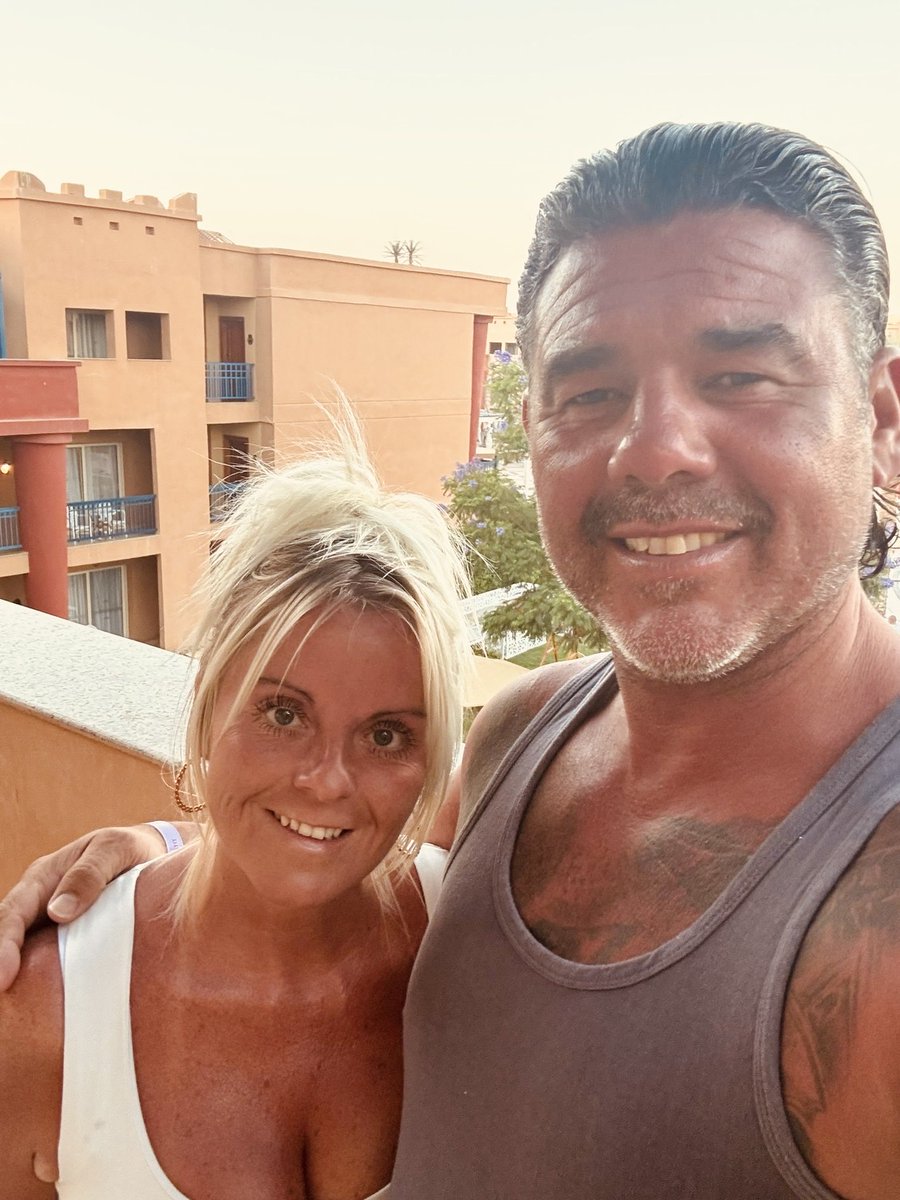 kate jones tweet media