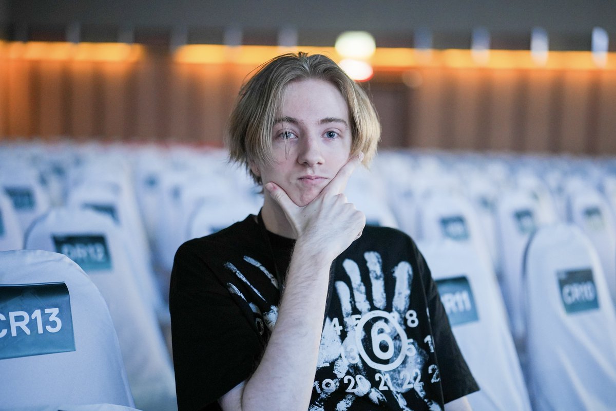 vctpacific's tweet image. .@BONKERSOCE are back at Imperial World Samrong to support the remaining teams at #AscensionPacific 🙌