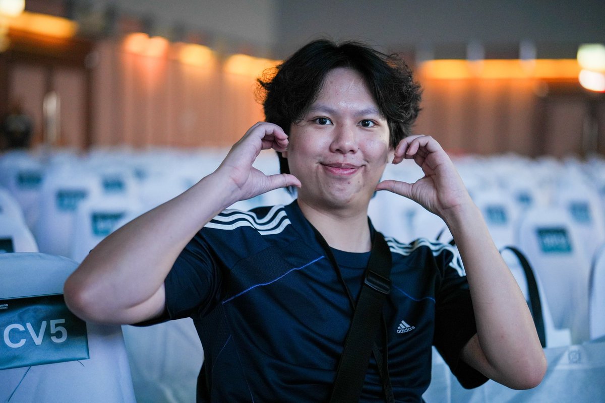 vctpacific's tweet image. .@BONKERSOCE are back at Imperial World Samrong to support the remaining teams at #AscensionPacific 🙌