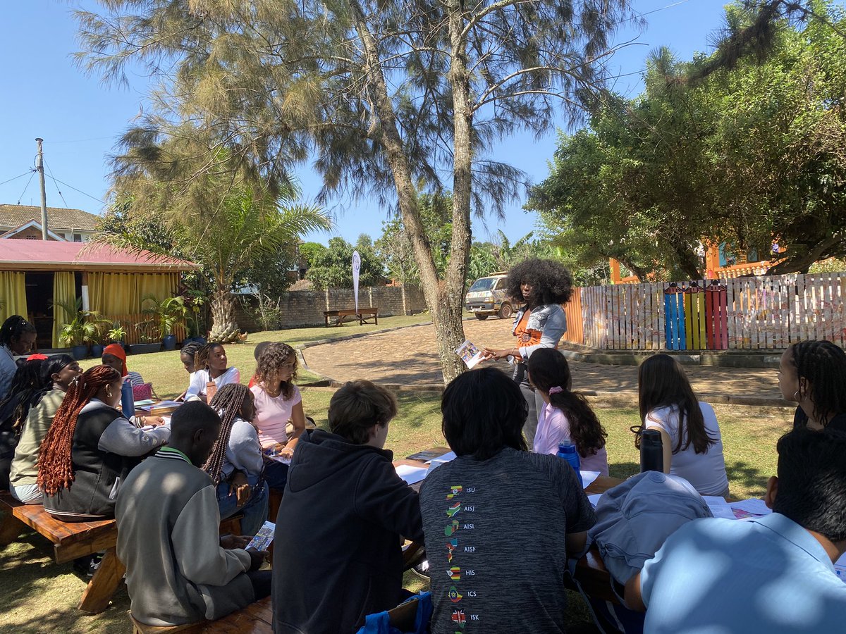 Collective Glow 🇺🇬 tweet media