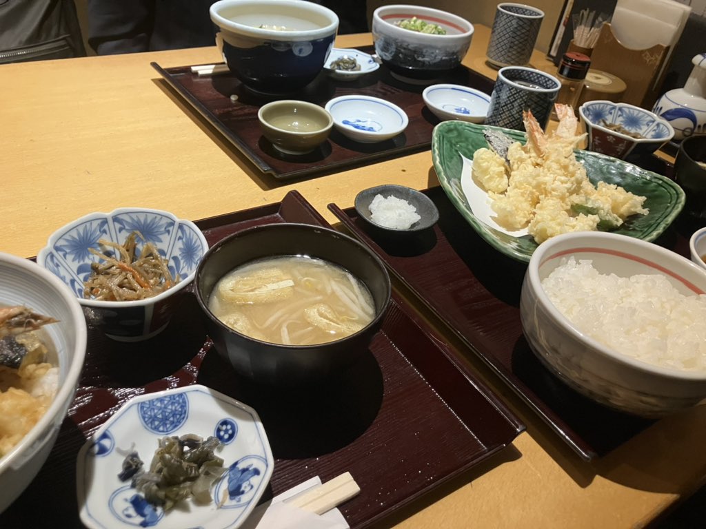 こんにちは！

お昼に、いけ増日本橋さんに行ってきました！

今週2回行きました🤤
美味しかったです🤤

#企業公式つぶやき部
#企業公式さんと繋がりたい
#企業公式相互フォロー 
#企業公式
 #いけ増