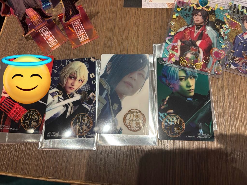 ctik_r's tweet photo. 刀ミュ シブツタ カフェ カード ノベルティ 10周年 十周年 特典
【交換】
譲→画像のもの。
        髭切、にっかり青江、五月雨江、大倶利伽羅、村雲江
求→鶴丸国永＞＞和泉守兼定、堀川国広 各1

しばらくカフェ内におりますが、15時より前にはカフェを出ます。

その後は郵送でのお取引になります https://t.co/fDqZfu1HA9