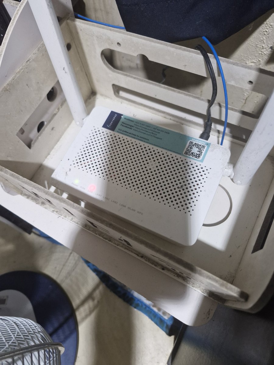 iamalby's tweet photo. @ConvergeSupport lost internet in our area https://t.co/ISEEbonJb8