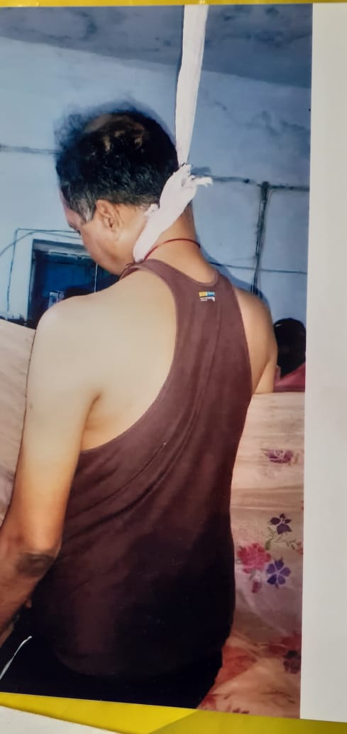 बड़े शर्म की बात है कि पति की संदिग्ध मौत पर पत्नी महीनों से न्याय की गुहार लगा रही है, पर अभी तक एफआईआर तक दर्ज नहीं हुई!
क्या आम नागरिक की पुकार इतनी बेअसर हो गई है?
देवरिया पुलिस और प्रशासन जवाब दे!
<a href="/dmdeoria/">DM Deoria</a>
<a href="/DeoriaPolice/">DEORIA POLICE</a>