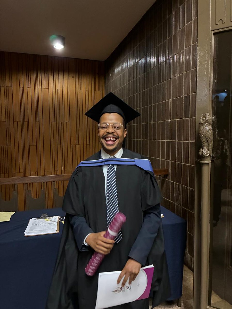 NotThato's tweet image. Stay warm. I heard it’s 2 degrees outside