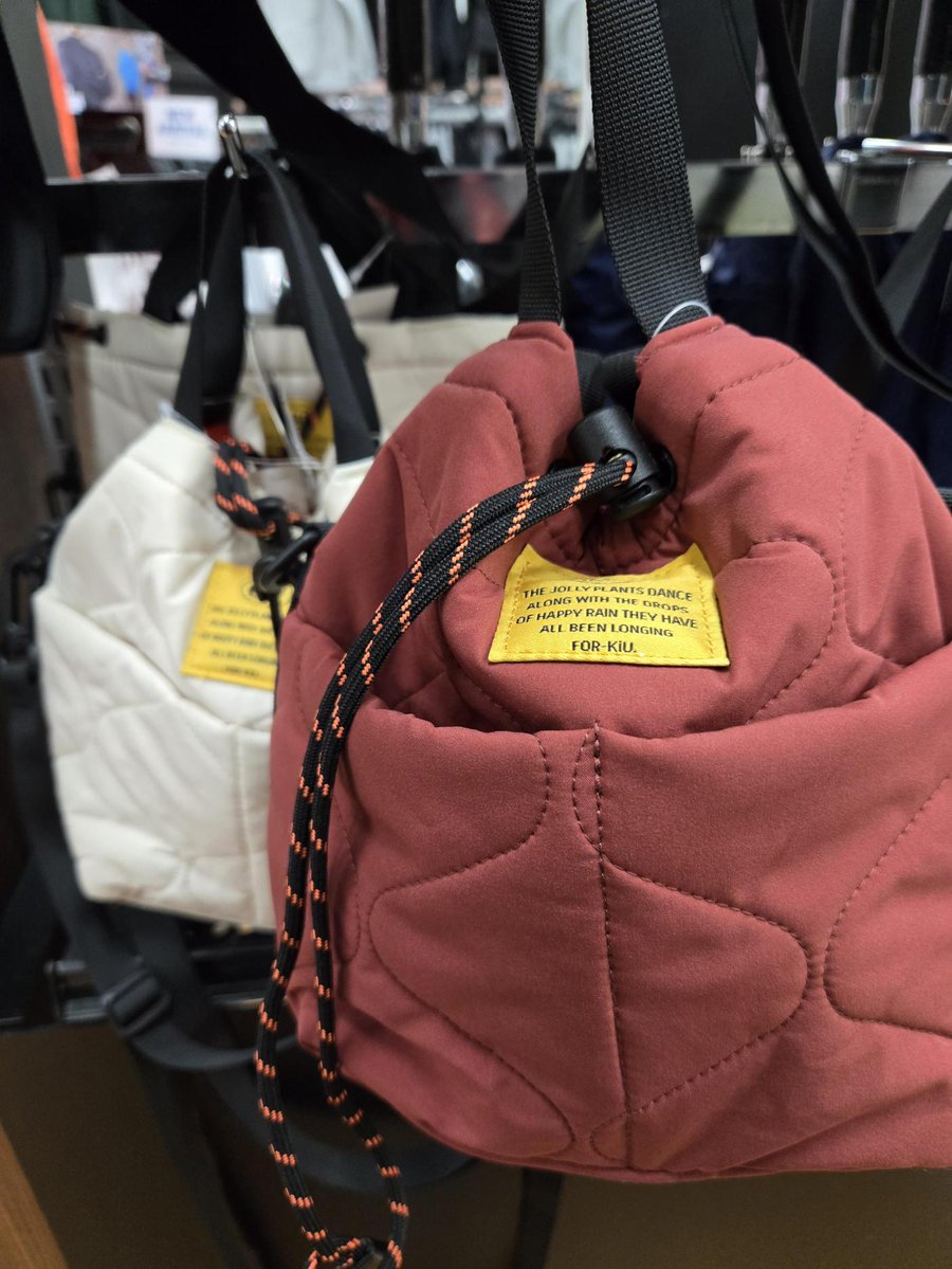 アルチビオ❤️大変お得な新品セットアップ36計3点 あっという間に9月！！ そろそろゴルフシーズンかな😎 ウェア