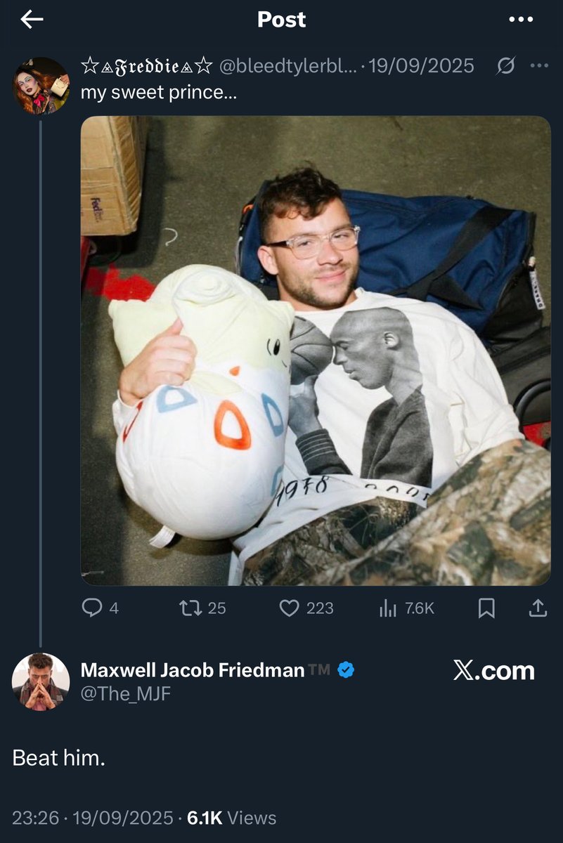 𝕱⚠️ (@bleedtylerblack) on Twitter photo lol this was so random lol this was so random